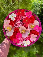 Mýdlové květy - Pugét růžový