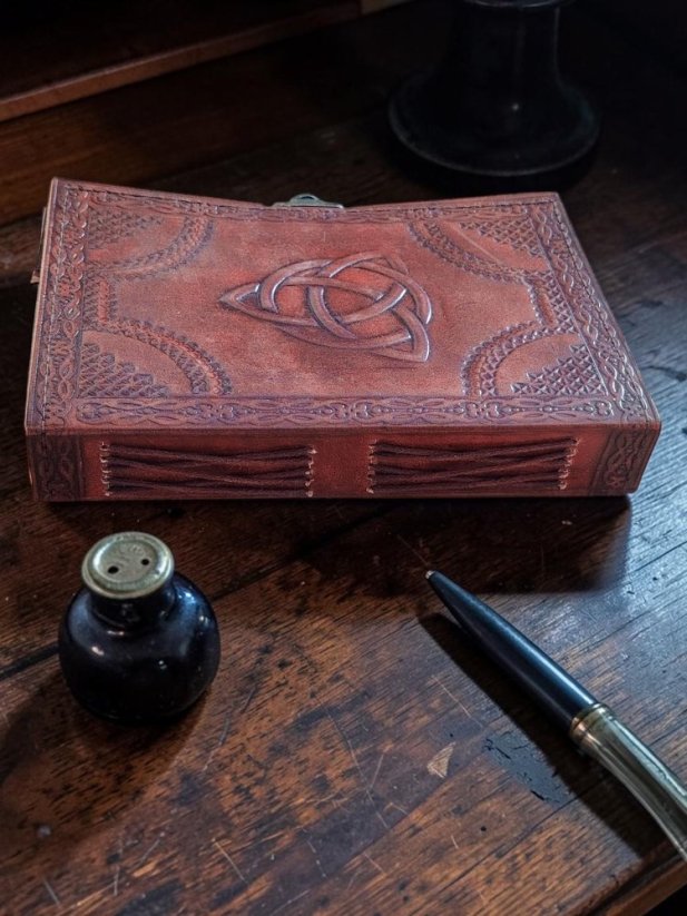 Ezoterický zápisník - Triquetra