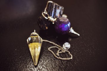 Kyvadla - Materiál - Minerály