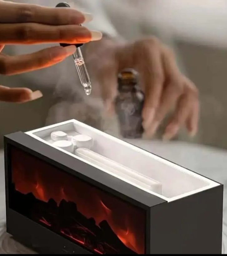 Aroma difuzér černý - Krb s efektem plamene